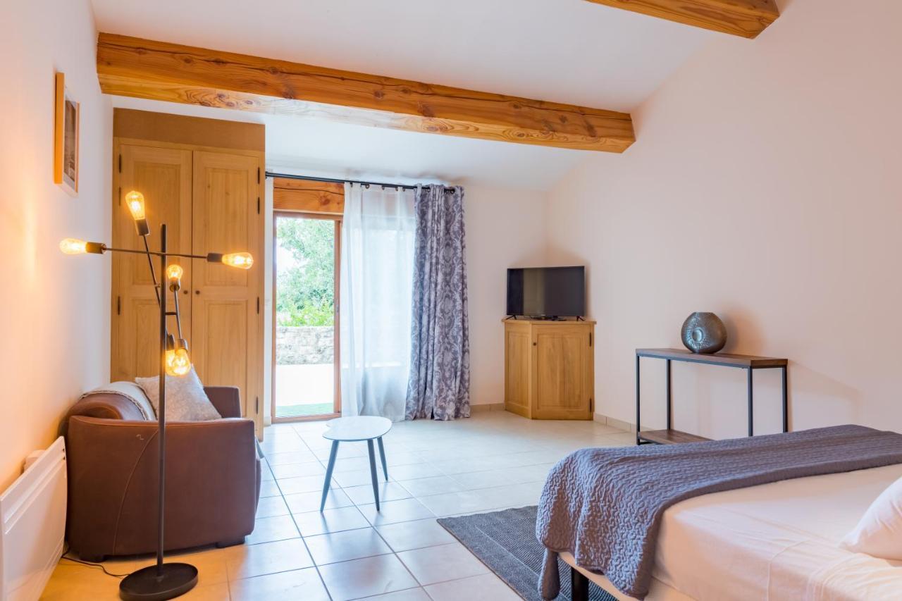 Sur Les Hauteurs Du Luberon-chez Lisett Bed & Breakfast