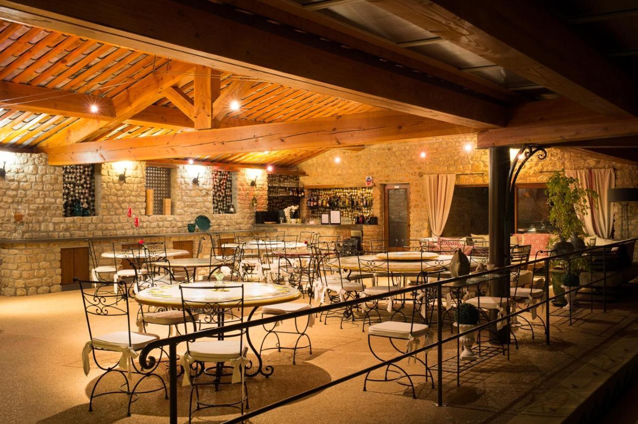 Sur Les Hauteurs Du Luberon-chez Lisett Bed & Breakfast